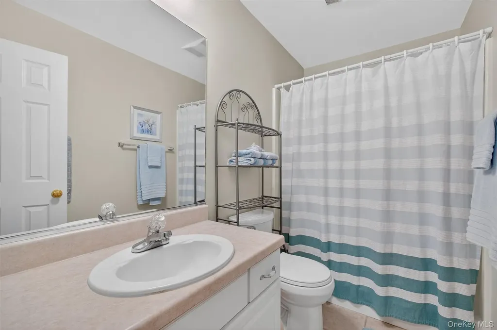 36 Tall Tree Lane Poughkeepsie NY 12601
