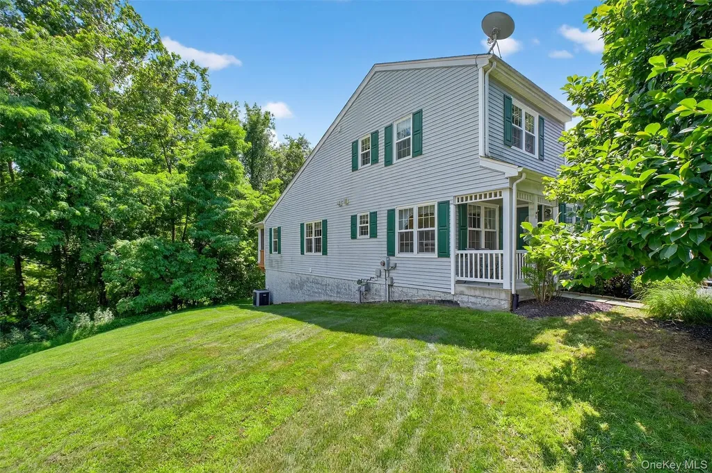 36 Tall Tree Lane Poughkeepsie NY 12601