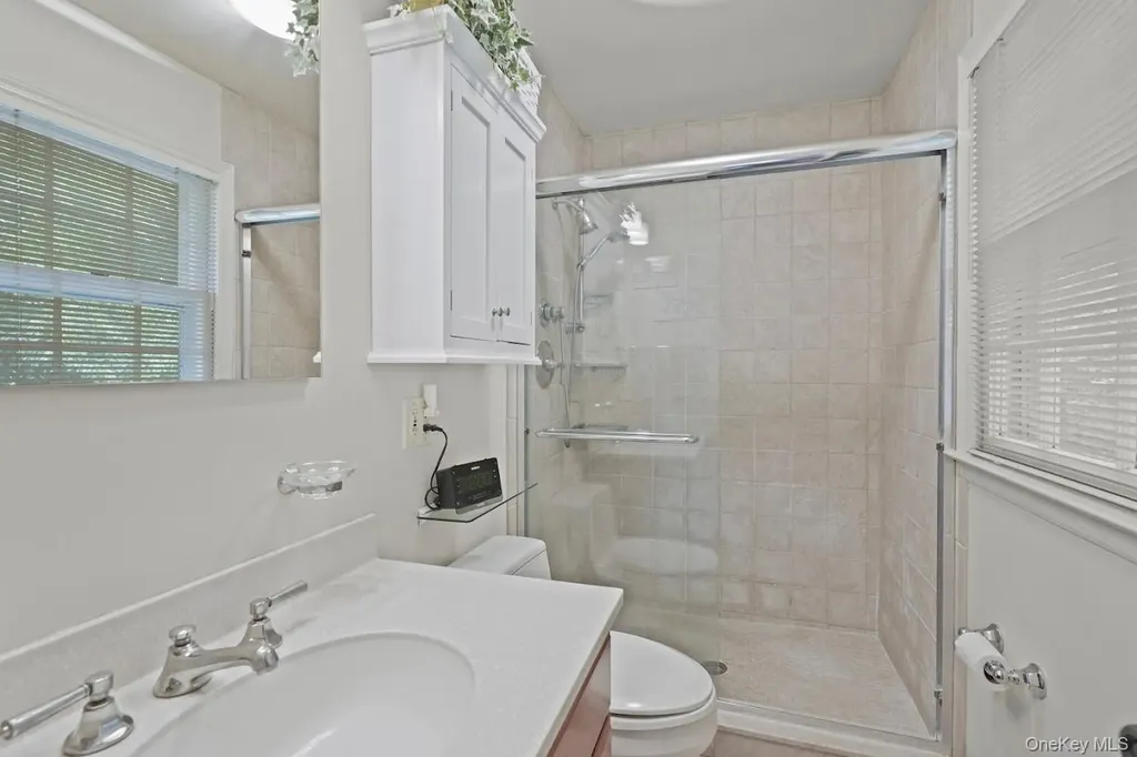 41 Valley Lane Chappaqua NY 10514