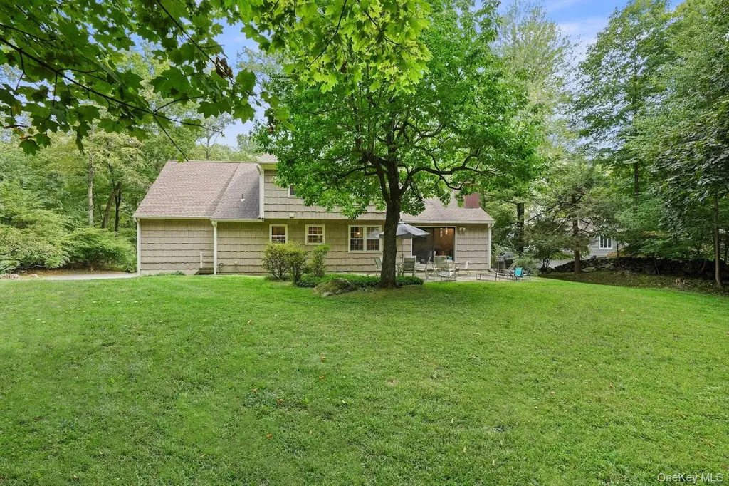41 Valley Lane Chappaqua NY 10514