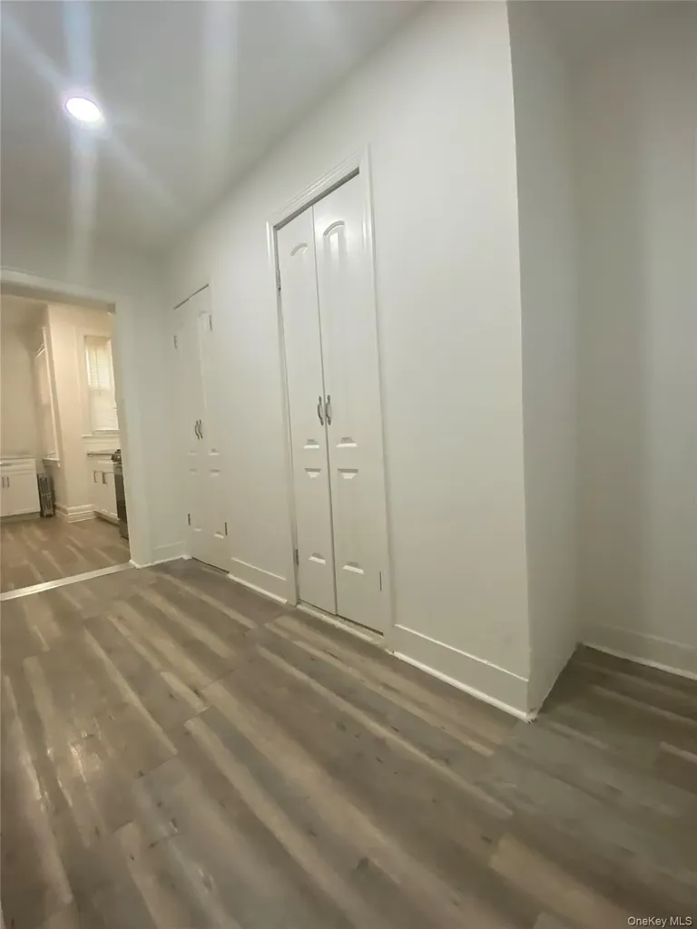 4331 Murdock Avenue Bronx NY 10466