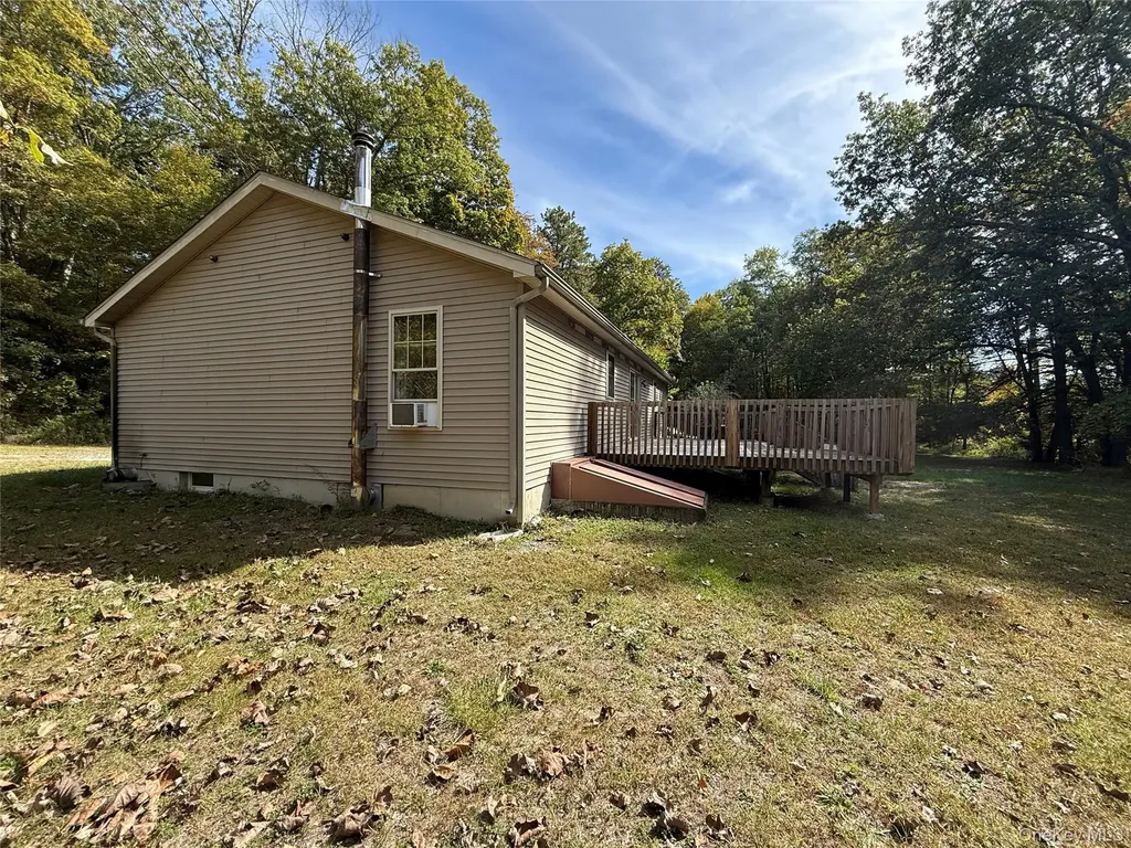 14 Shannon Lane Pine Bush NY 12566
