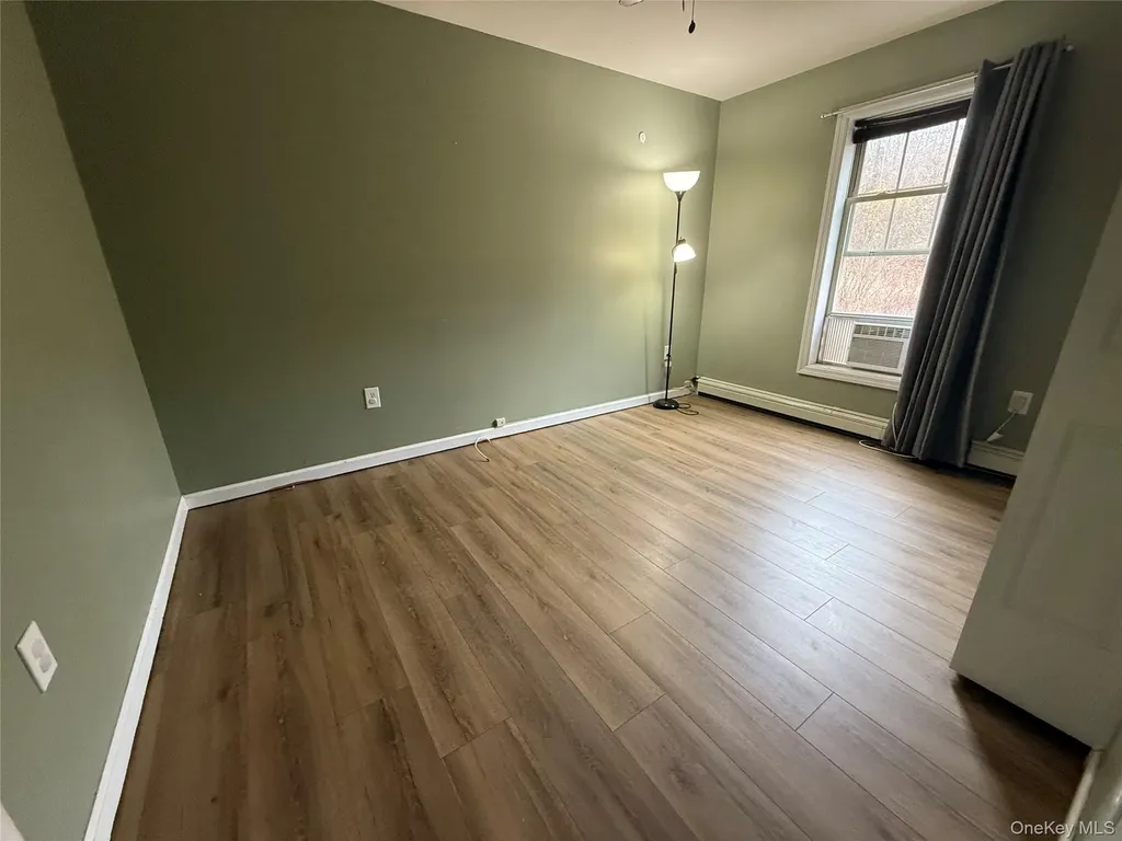 14 Shannon Lane Pine Bush NY 12566