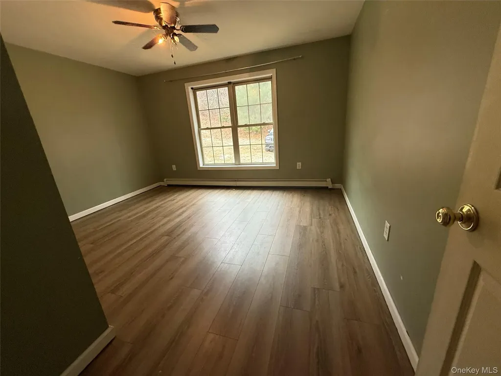 14 Shannon Lane Pine Bush NY 12566