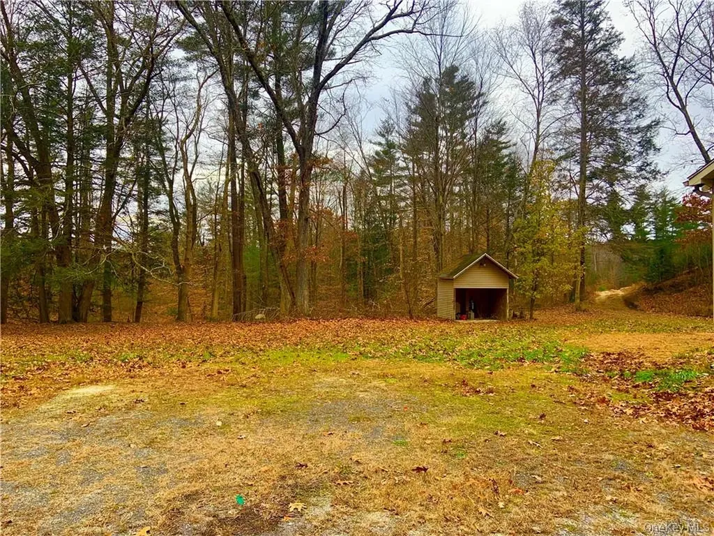 14 Shannon Lane Pine Bush NY 12566