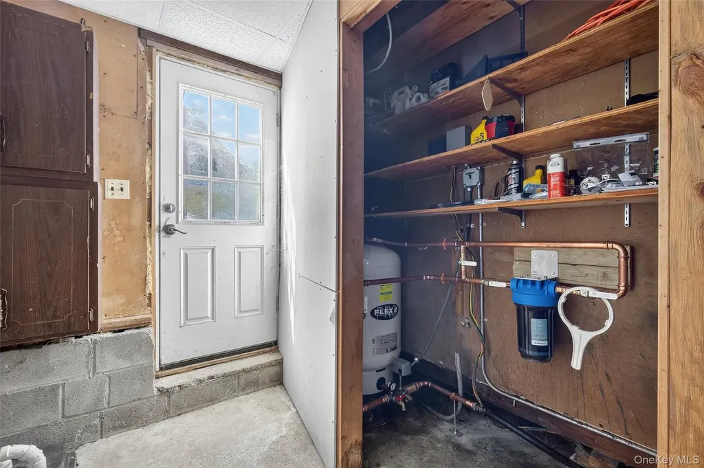 24 Fairview Road Mahopac NY 10541