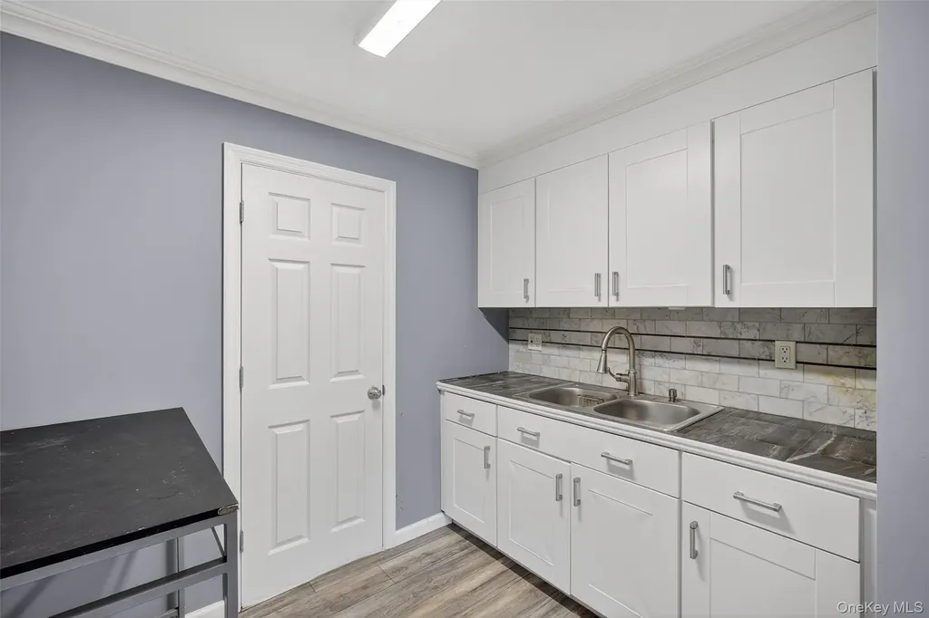24 Fairview Road Mahopac NY 10541