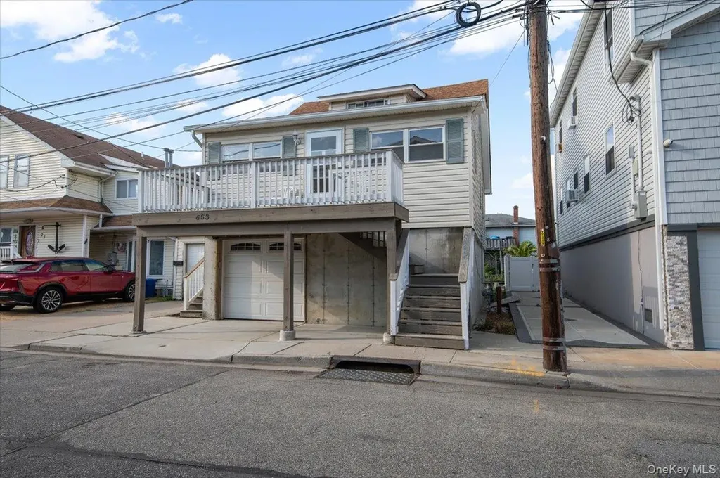 653 Arthur Street Baldwin NY 11510