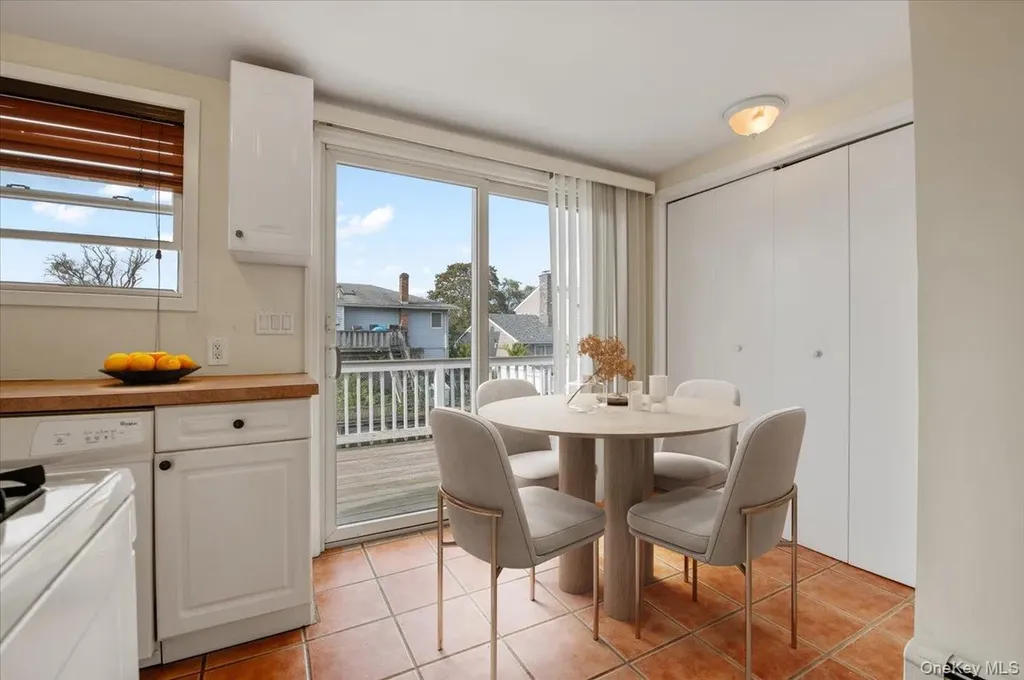 653 Arthur Street Baldwin NY 11510
