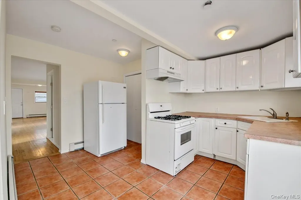 653 Arthur Street Baldwin NY 11510