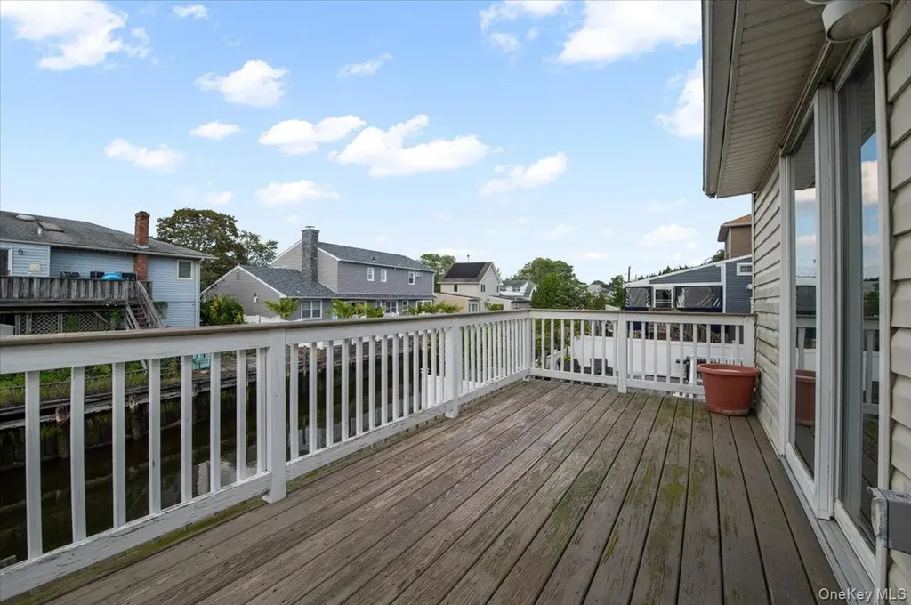 653 Arthur Street Baldwin NY 11510