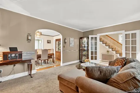 49 Bryn Mawr Terrace Yonkers NY 10701