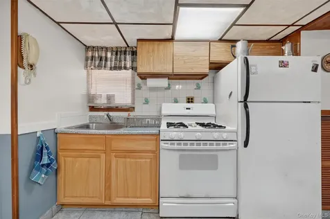 49 Bryn Mawr Terrace Yonkers NY 10701