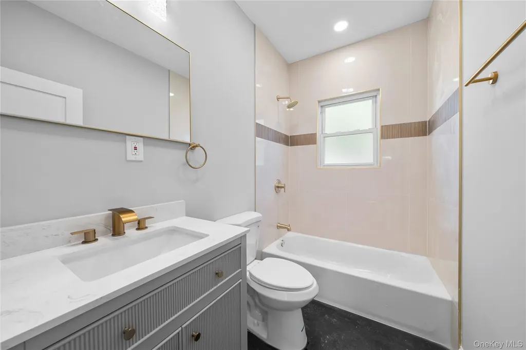 111 Central Avenue Deer Park NY 11729