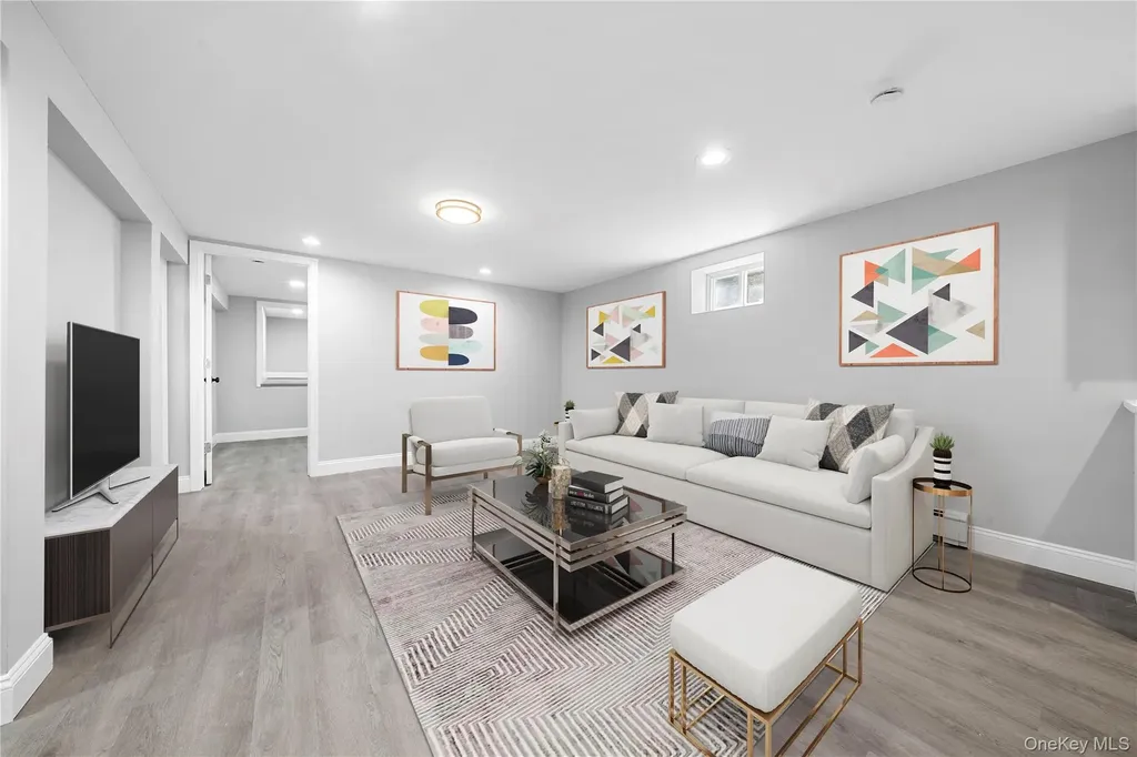 111 Central Avenue Deer Park NY 11729