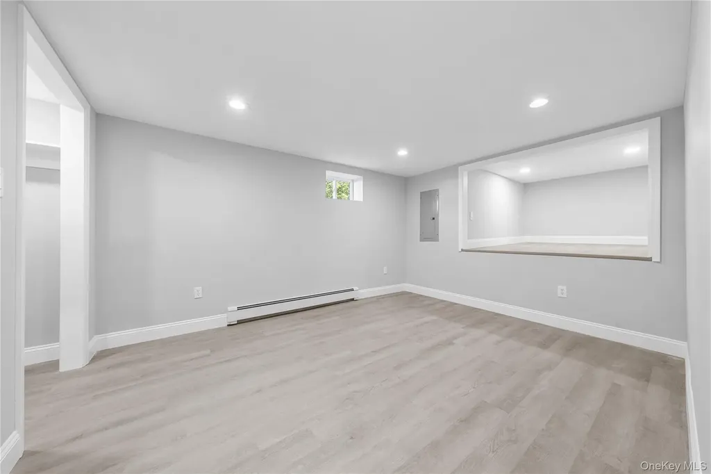 111 Central Avenue Deer Park NY 11729