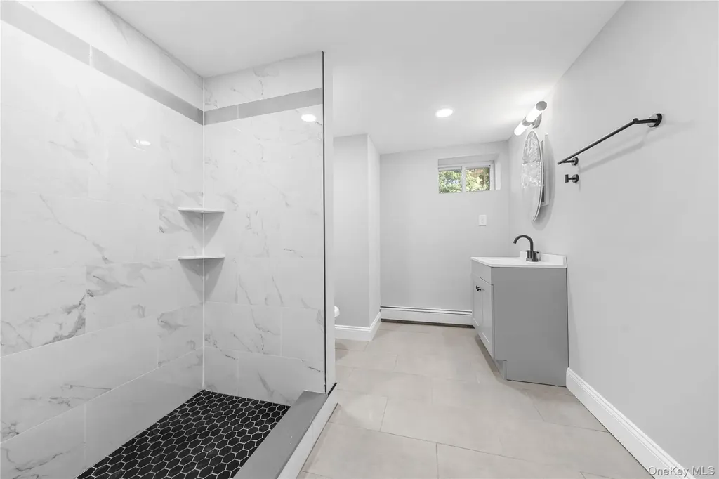 111 Central Avenue Deer Park NY 11729