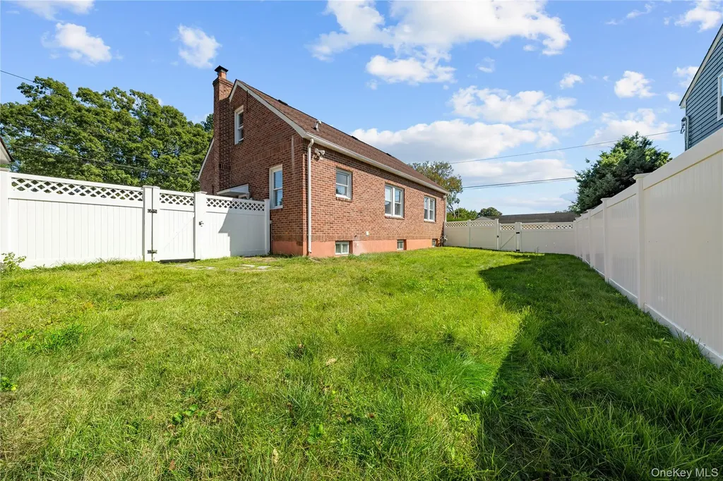 111 Central Avenue Deer Park NY 11729