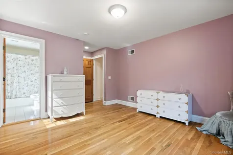 24 Miller Road Pound Ridge NY 10576