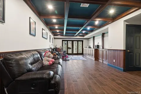 24 Miller Road Pound Ridge NY 10576
