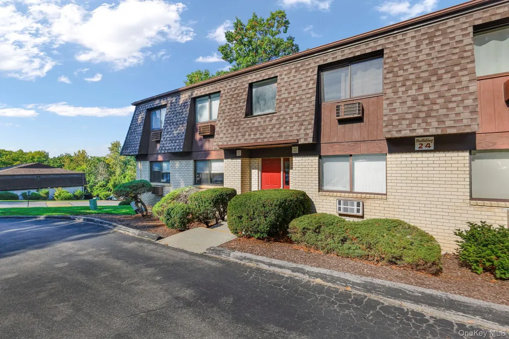 2404 Cherry Hill Drive Poughkeepsie NY 12603