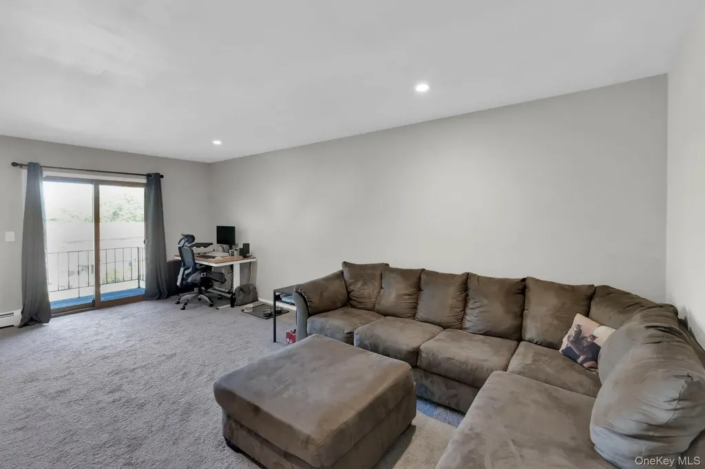 2404 Cherry Hill Drive Poughkeepsie NY 12603