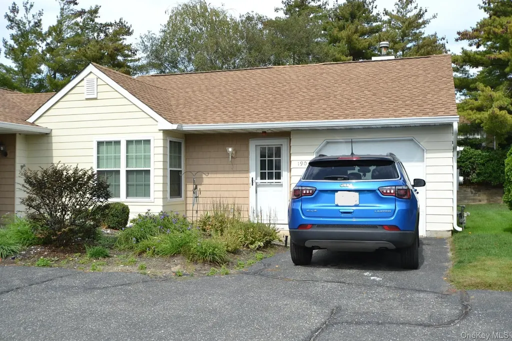 190 Theodore Drive Coram NY 11727