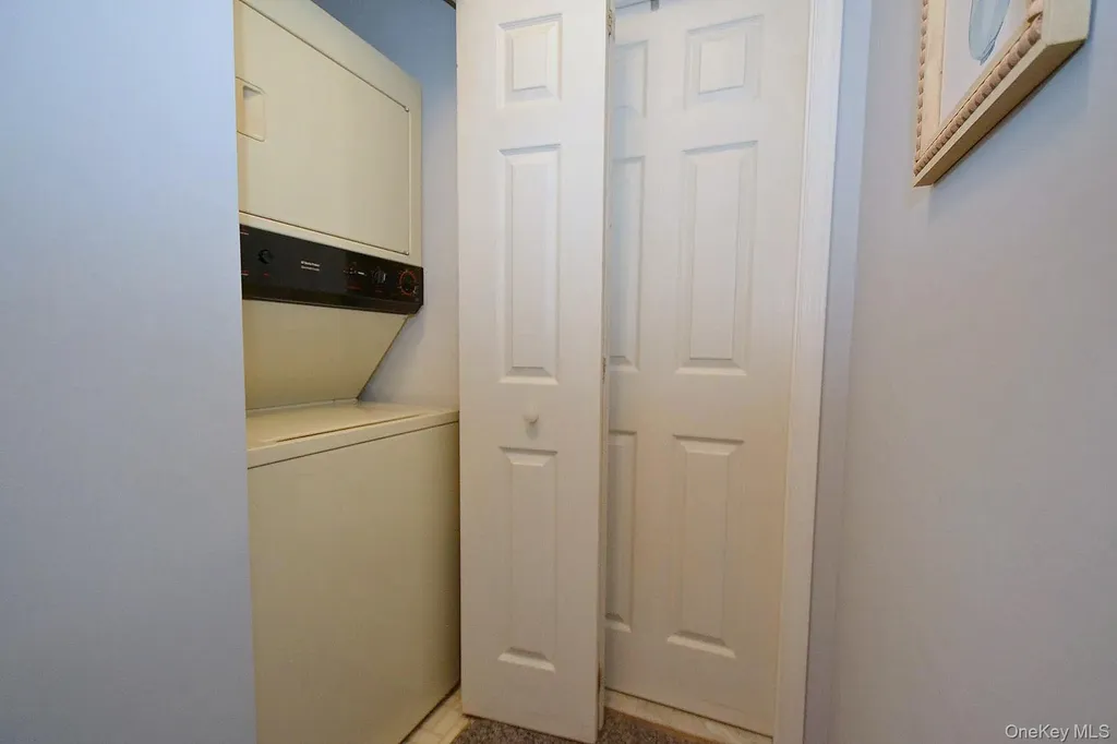 190 Theodore Drive Coram NY 11727