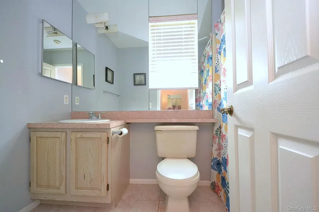 190 Theodore Drive Coram NY 11727