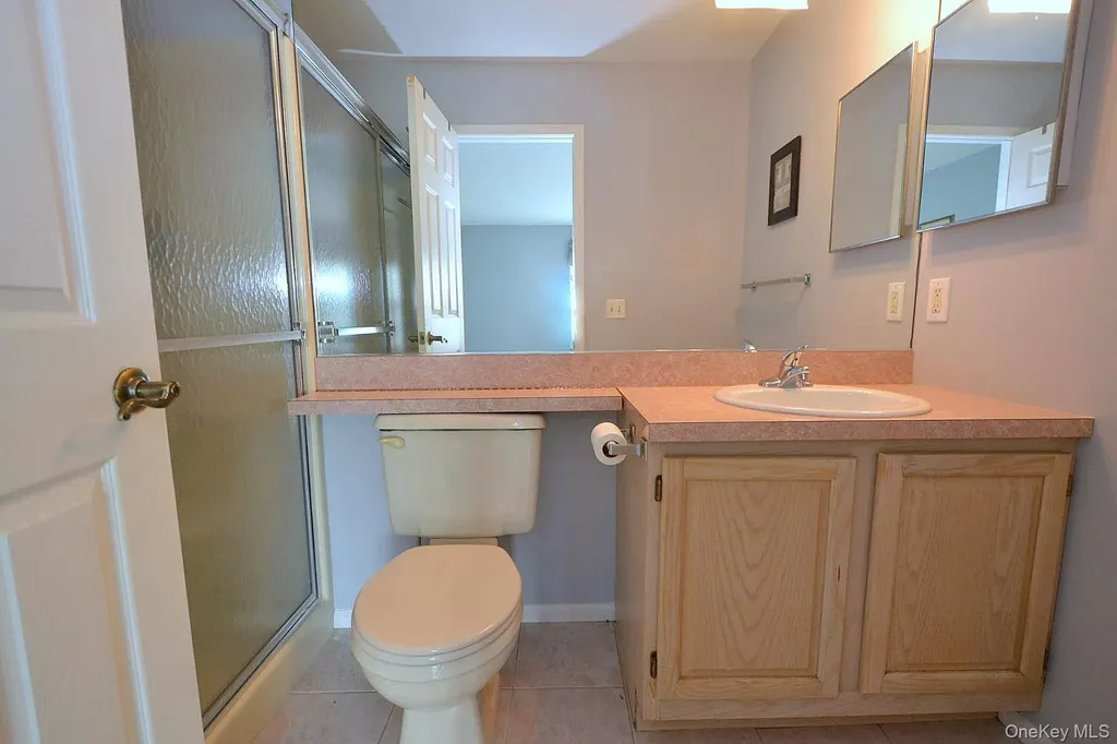 190 Theodore Drive Coram NY 11727