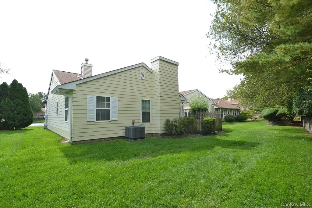 190 Theodore Drive Coram NY 11727