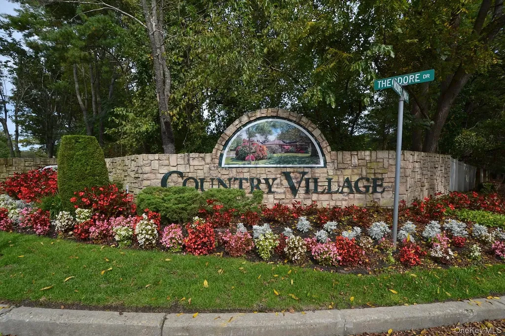 190 Theodore Drive Coram NY 11727