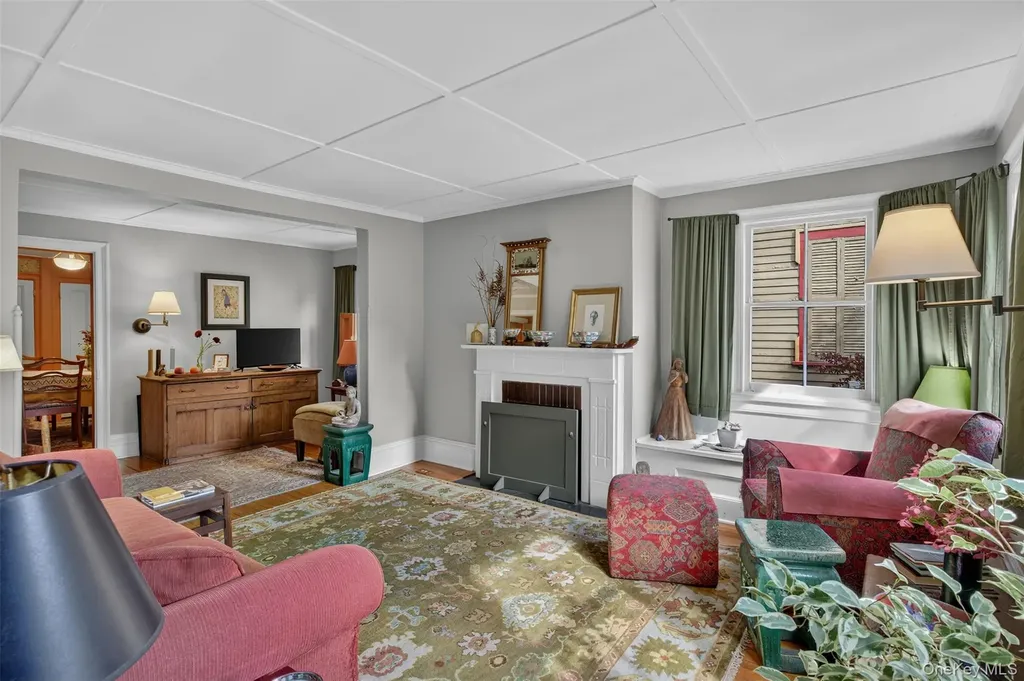 32 Carroll Street Poughkeepsie NY 12601