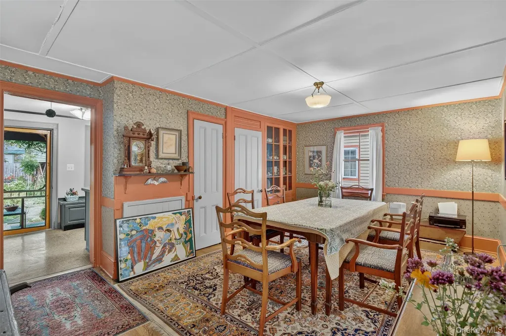 32 Carroll Street Poughkeepsie NY 12601