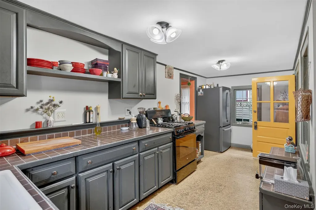 32 Carroll Street Poughkeepsie NY 12601