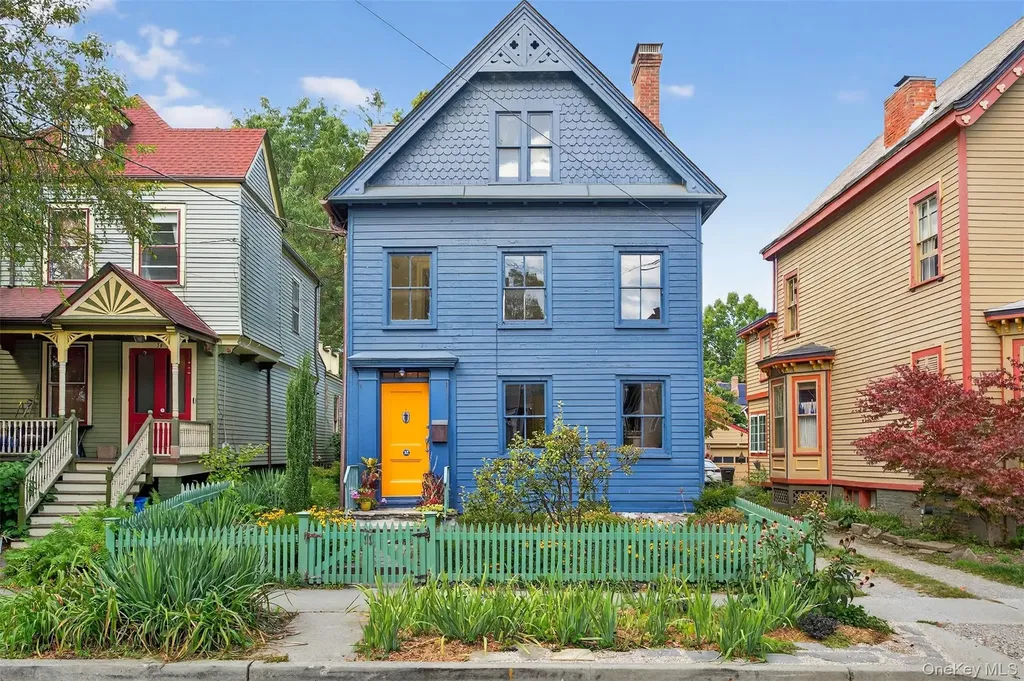 32 Carroll Street Poughkeepsie NY 12601
