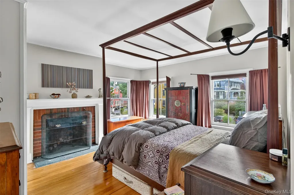32 Carroll Street Poughkeepsie NY 12601