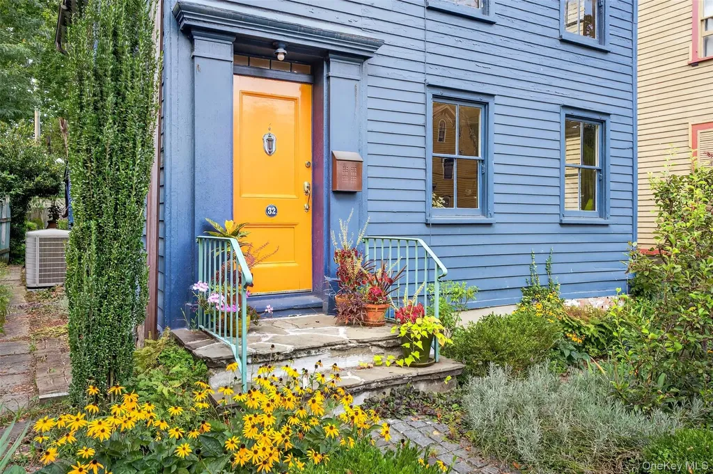 32 Carroll Street Poughkeepsie NY 12601