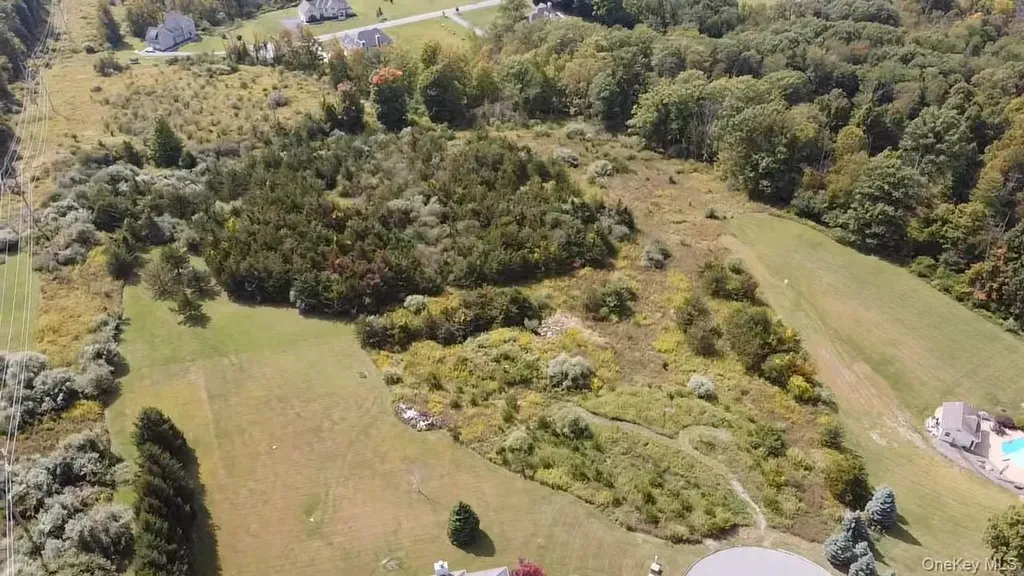 8 Camelback Road Chester NY 10918