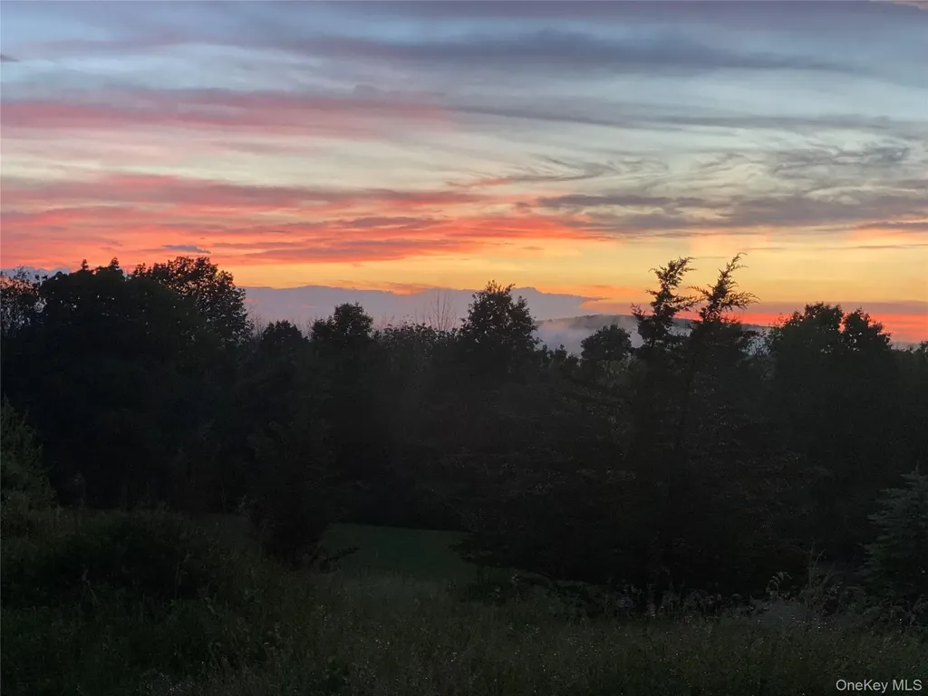 8 Camelback Road Chester NY 10918