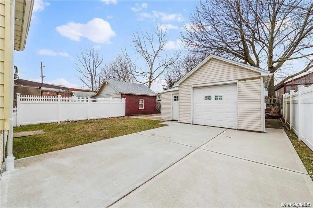 5 Sapir Street Valley Stream NY 11580