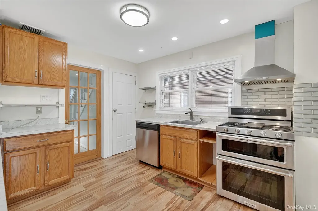 24 Rockland Terrace Suffern NY 10901