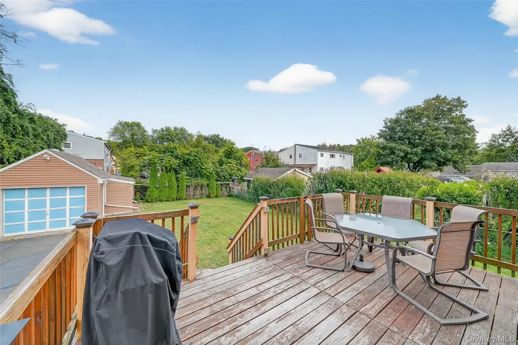 24 Rockland Terrace Suffern NY 10901