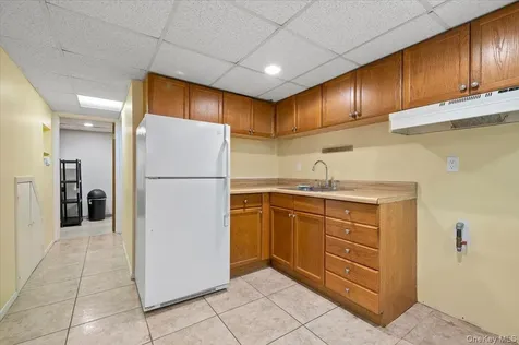 186 11th Street Bethpage NY 11714