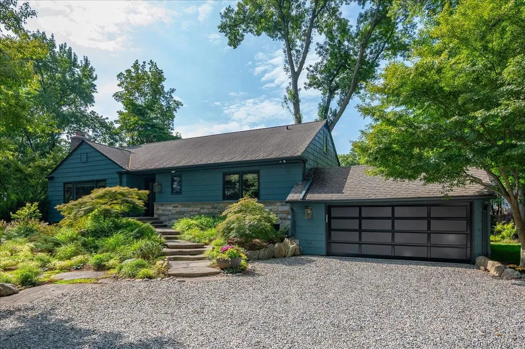 18 S Ridge Road Larchmont NY 10538