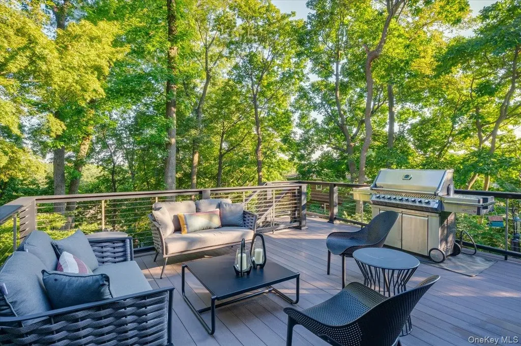 18 S Ridge Road Larchmont NY 10538