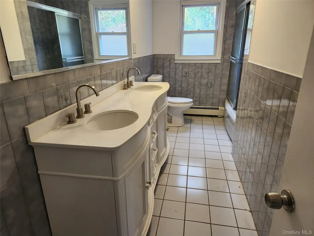4 Norman Drive Shoreham NY 11786
