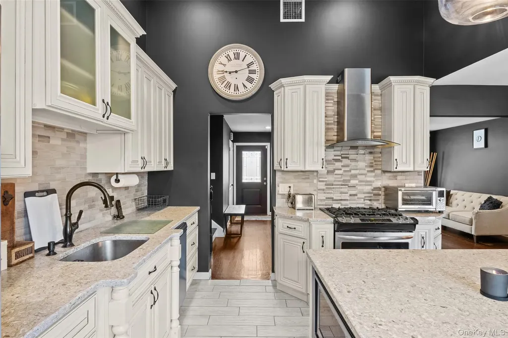 114 Spruce Avenue Bethpage NY 11714