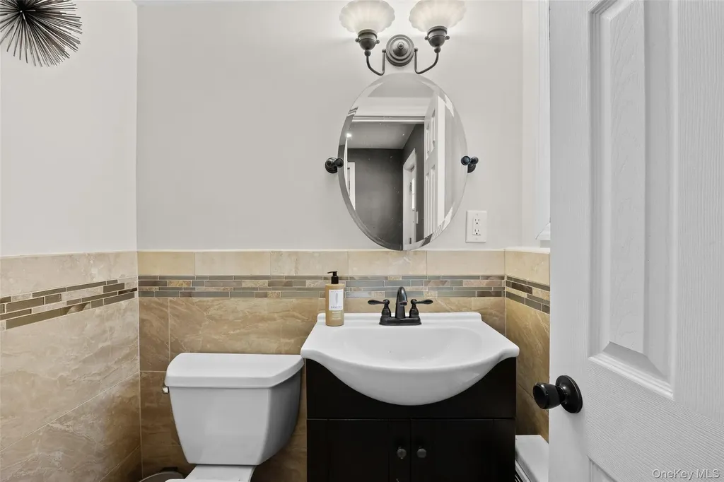 114 Spruce Avenue Bethpage NY 11714
