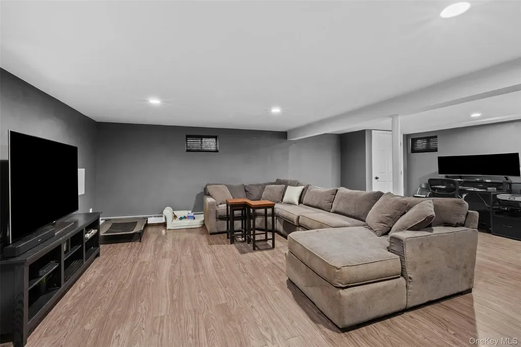 114 Spruce Avenue Bethpage NY 11714